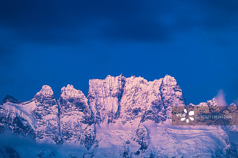 梅里雪山图片素材