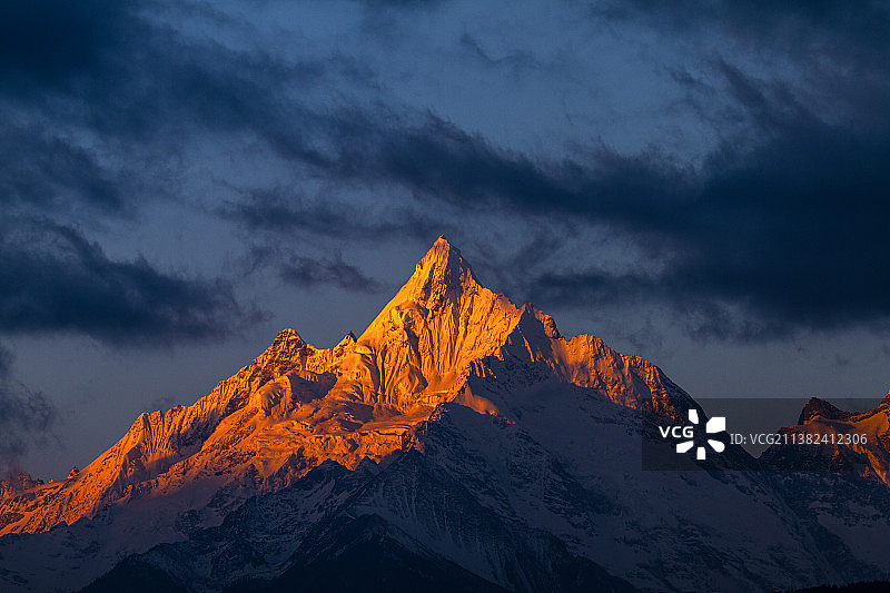 梅里雪山图片素材