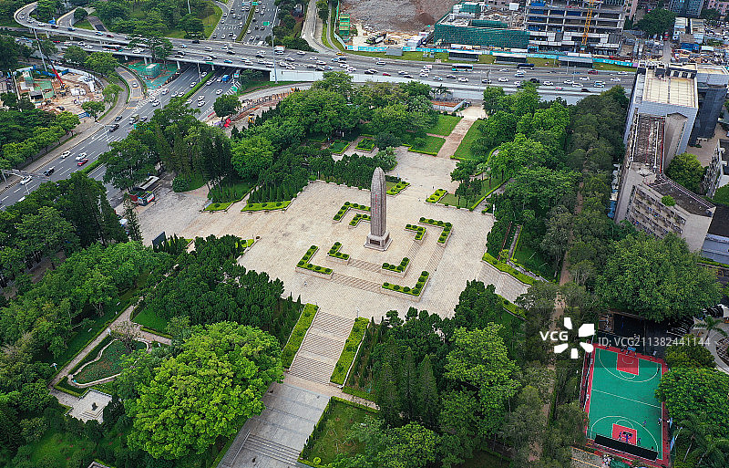 广东省深圳市革命烈士陵园革命烈士纪念碑航拍图片素材