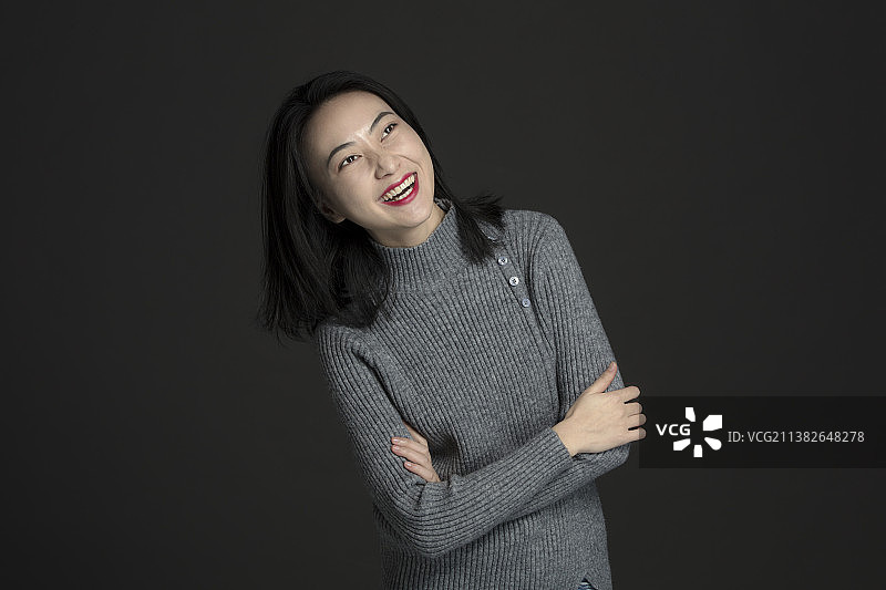 优雅的年轻女士图片素材