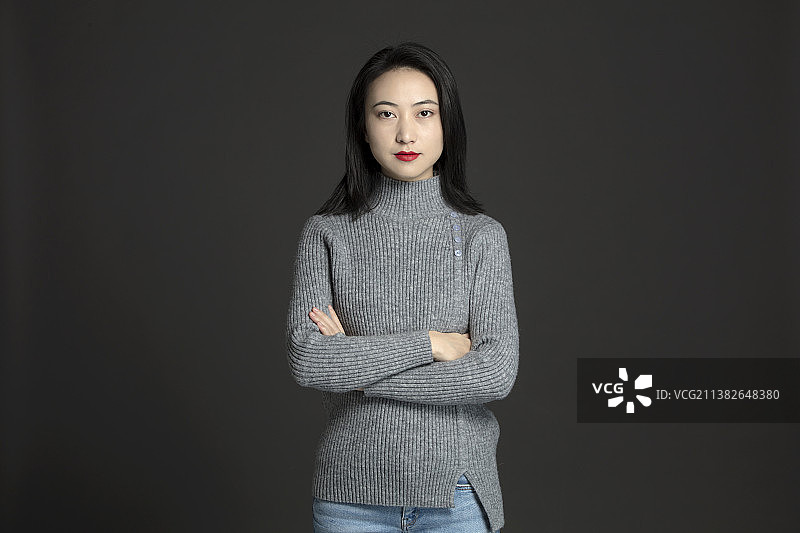 优雅的年轻女士图片素材