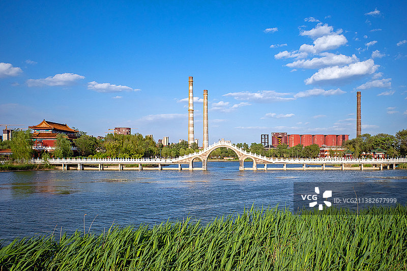 首钢园群明湖图片素材