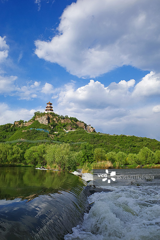 永定河畔 石景山金阁寺塔图片素材
