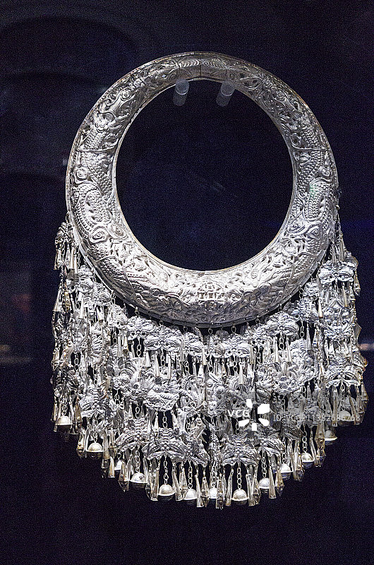 中国贵州各民族银饰图片素材