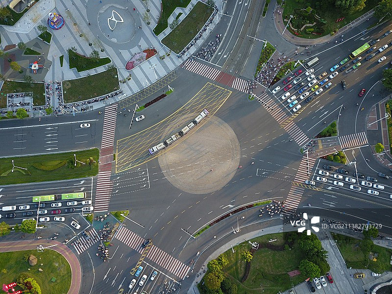 江苏省淮安市水渡口附近交通岛图片素材