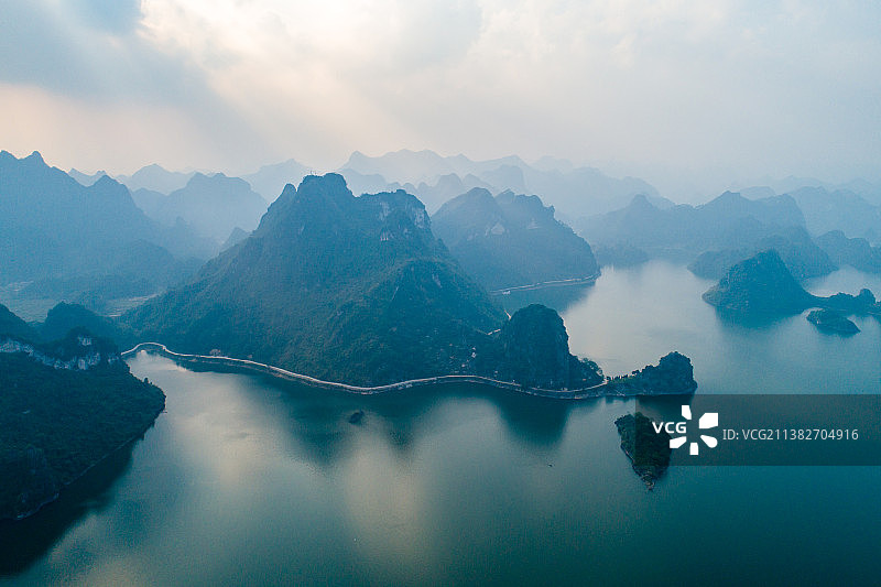 《广西上林大龙湖风光》图片素材