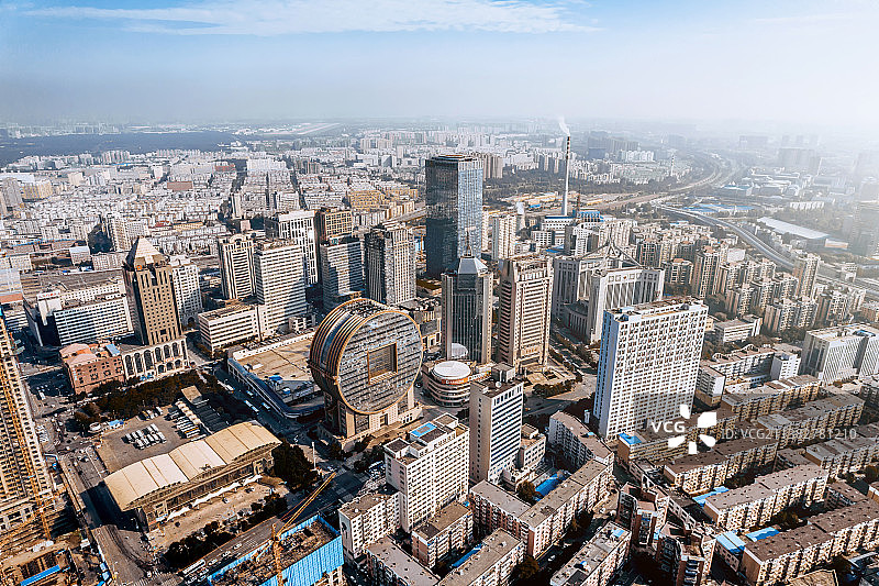 中国辽宁沈阳方圆大厦金融区城市天际线航拍图片素材