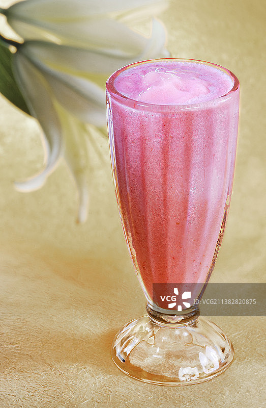 草莓冰沙图片素材