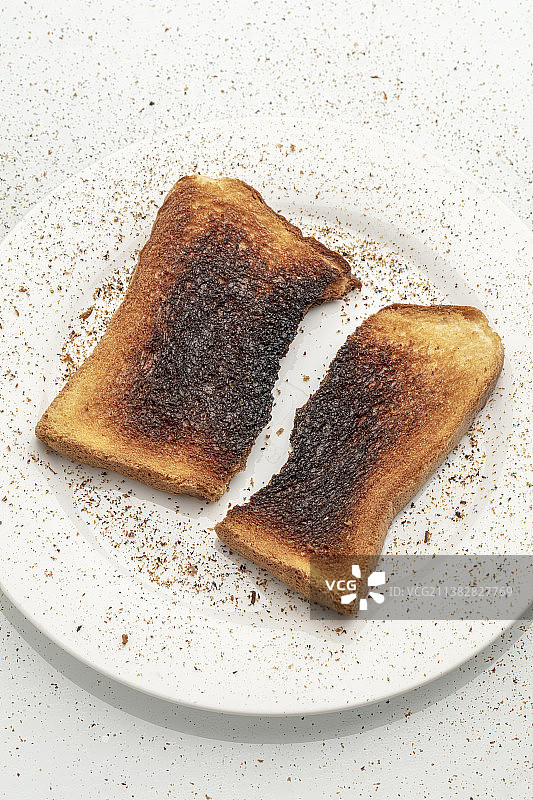 烧毁的面包特写图片素材