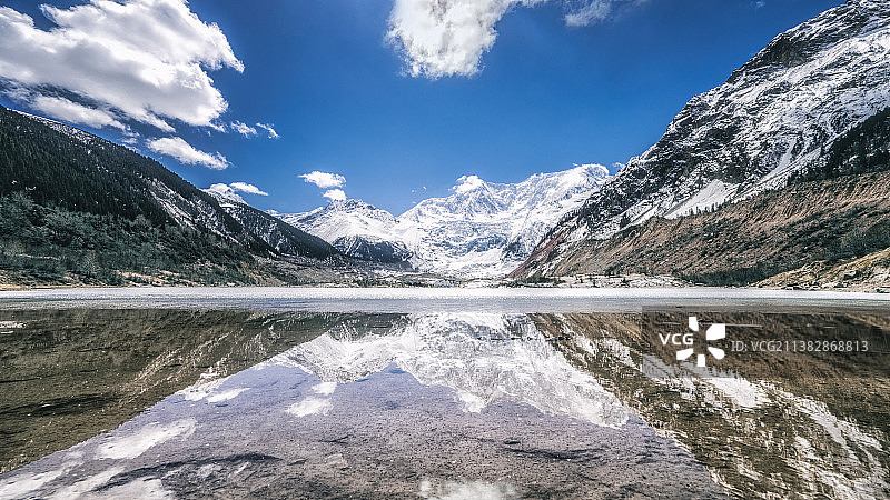 米堆冰川图片素材