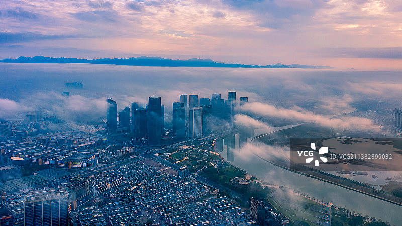 义乌金融商务区晨曦高空云海平流雾风光鸟瞰图片素材