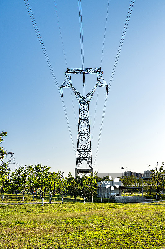 高压电输电塔图片素材