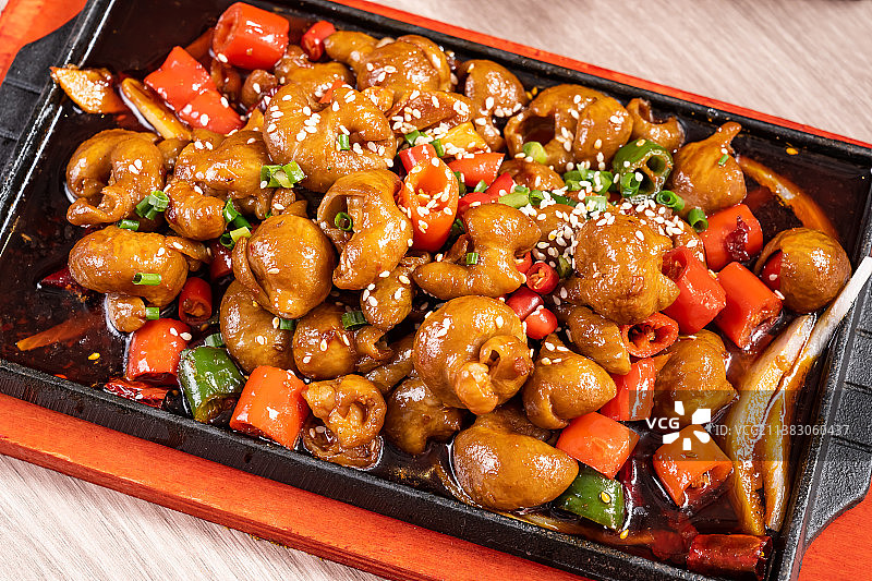 北京特色小吃香辣烧烤肥肠图片素材