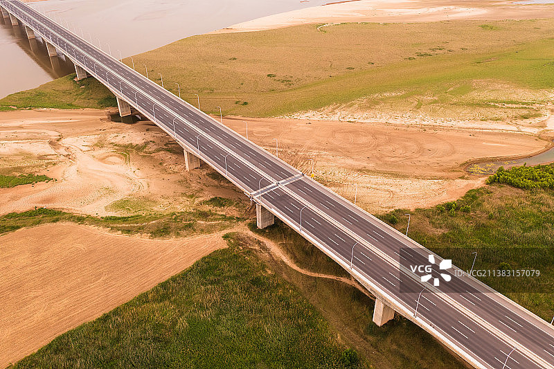 国道G234跨黄河大桥  郑州 焦作 桥梁  基础建设 交通图片素材
