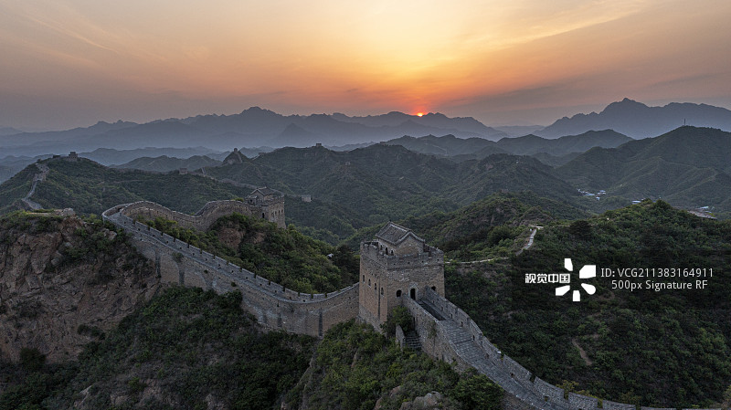 金山岭长城落日余晖图片素材