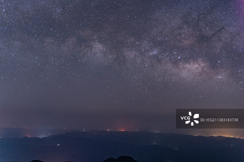 广西桂林猫儿山星空春季银河图片素材