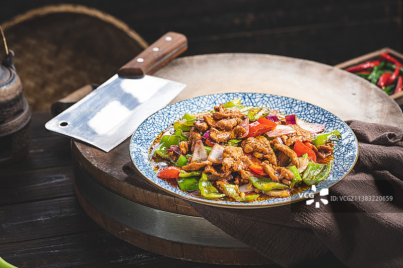 香辣酥肉 青椒肉片 炸鸡排 锅巴肉片 鸭血 粉蒸排骨 红糖凉糕图片素材