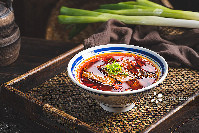 香辣酥肉 青椒肉片 炸鸡排 锅巴肉片 鸭血 粉蒸排骨 红糖凉糕图片素材