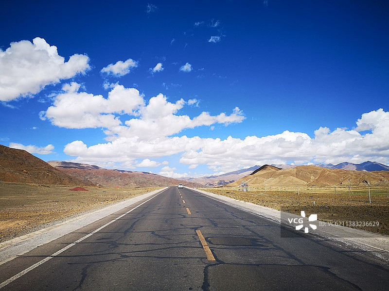 318国道-路在脚下向梦想出发图片素材