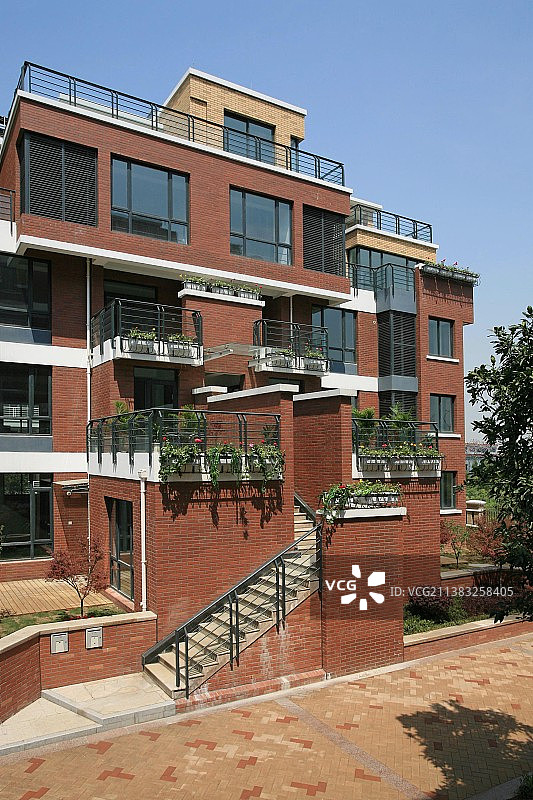 现代住宅花园洋房图片素材