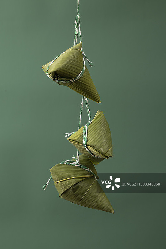 绳子上的粽子图片素材