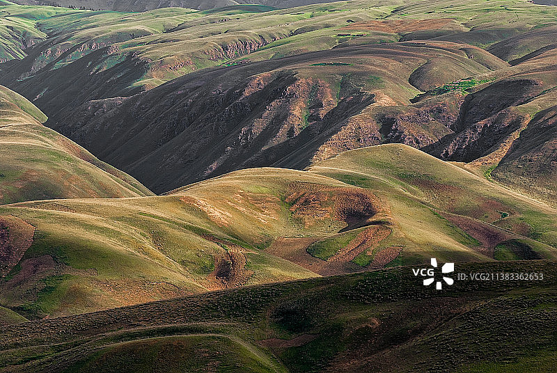 沟壑纵横图片素材