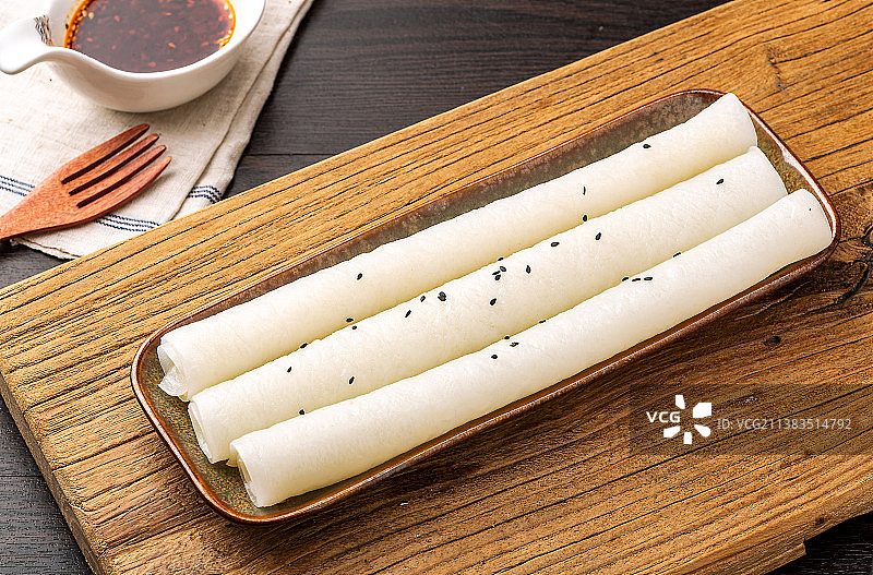 陕西特色小吃擀面皮图片素材