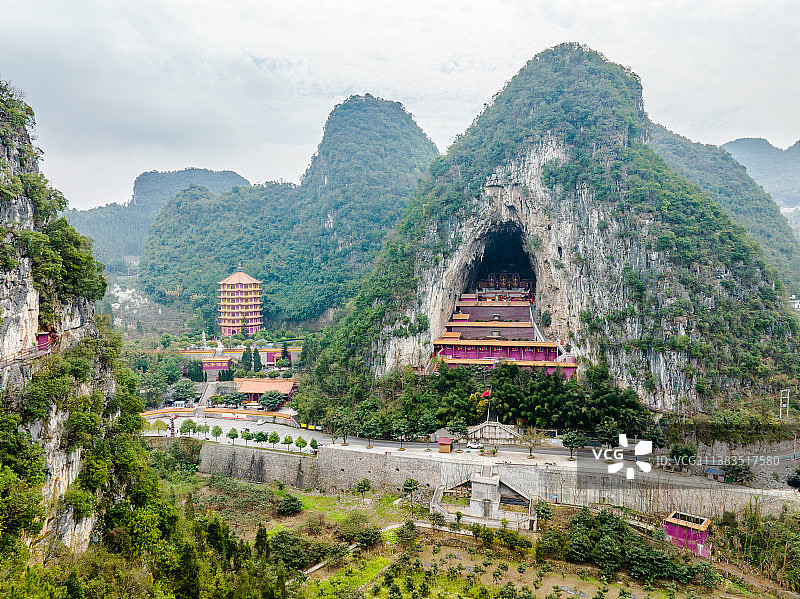 《贵州兴义万峰林万佛寺》图片素材