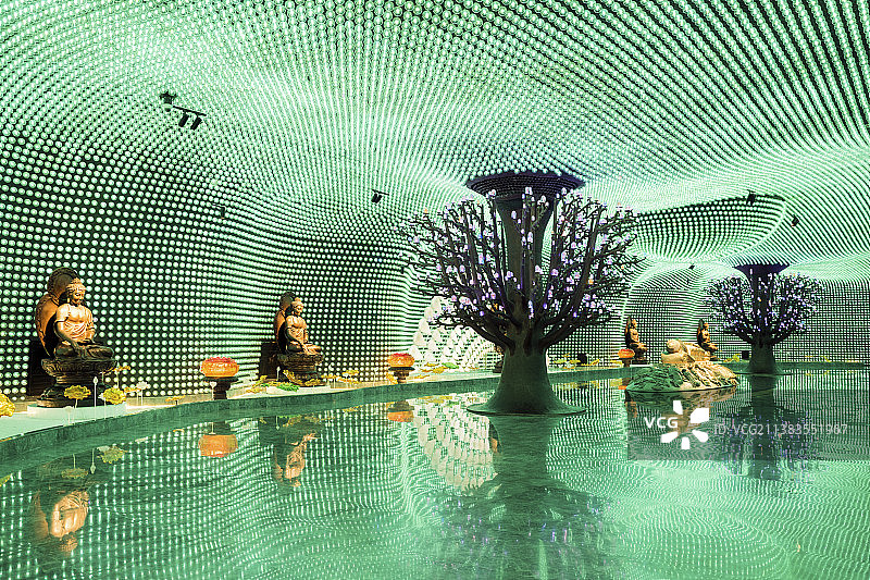 南京大报恩寺遗址公园舍利佛光展厅梦幻空间图片素材