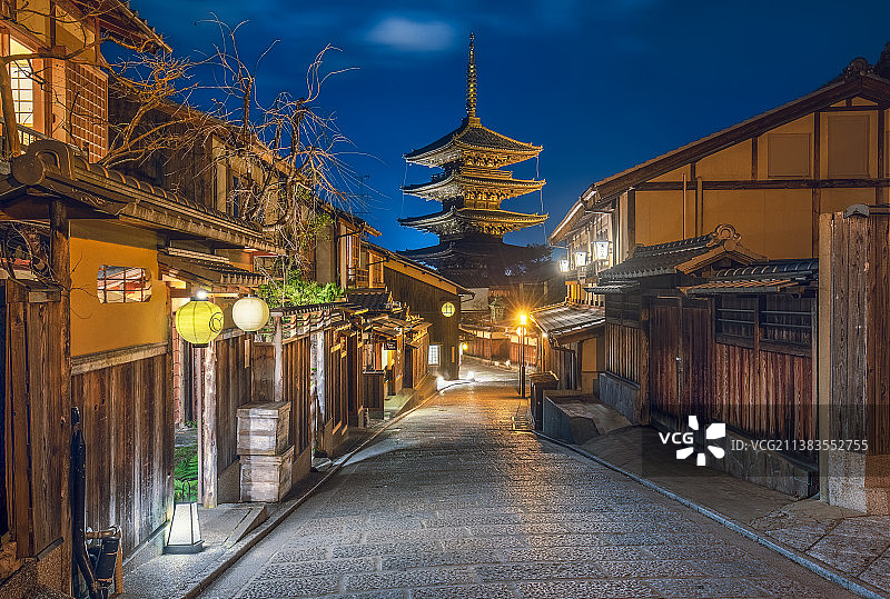日本旅游京都古建筑八坂塔夜景风光图片素材