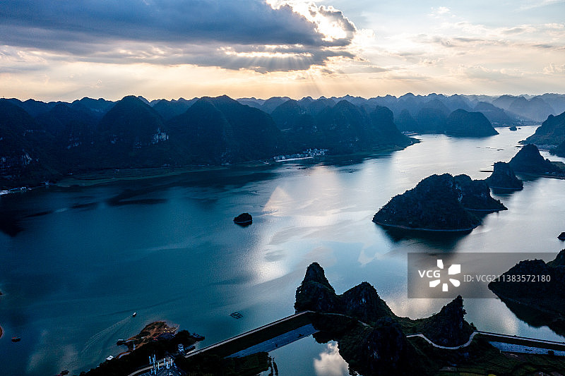 《广西靖西渠洋湖》图片素材