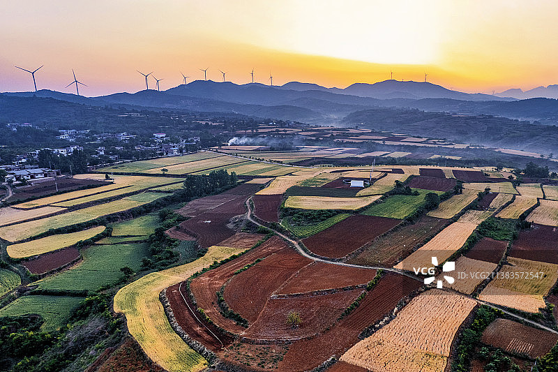 航拍美丽田园风光农田色块壁纸美景图片素材