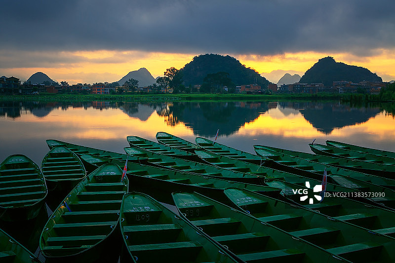 普者黑晨光图片素材