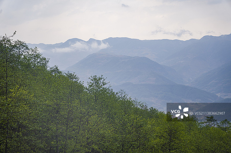四川普格县螺髻山美景图片素材