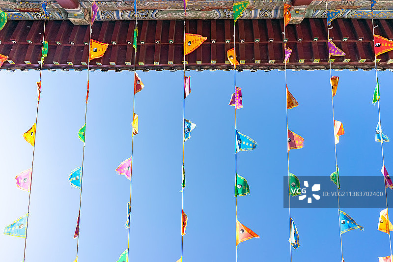 中国非都市风光拍摄主题，山东省泰安市国内著名景点泰山风景区，玉皇顶上碧霞祠寺庙宫殿大门图片素材