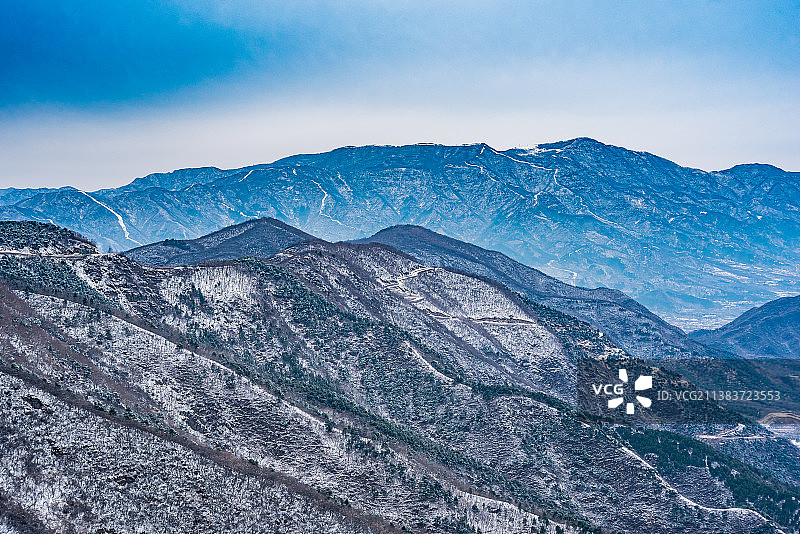 北京雪后西山阳台山雪景燕京八景之西山晴雪图片素材