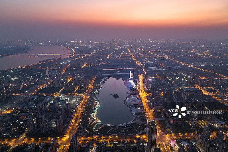 航拍杭州下沙金沙湖公园夜景图片素材
