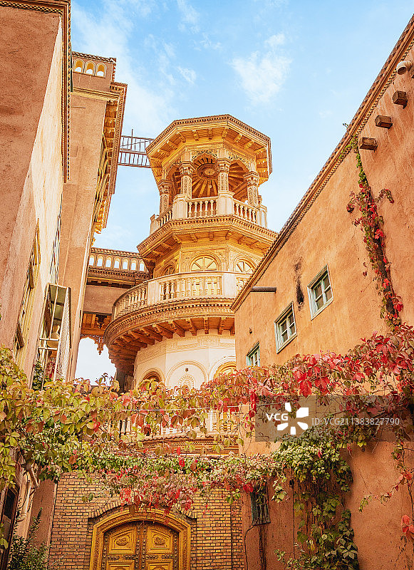 新疆喀什古城旅游景区民居古建筑花园景观图片素材