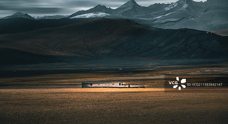 山里羊圈图片素材