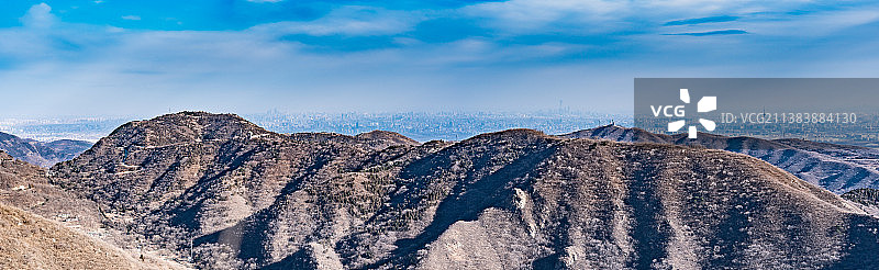 冬天北京小西山全景香山西山森林公园图片素材