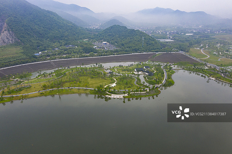 杭州西湖区铜鉴湖航拍图片素材