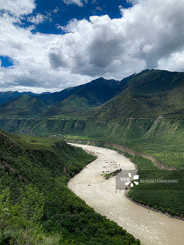 高原上的河流图片素材