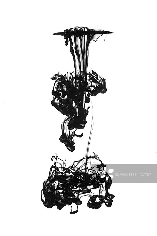 白色背景上的水墨泼墨素材图片素材