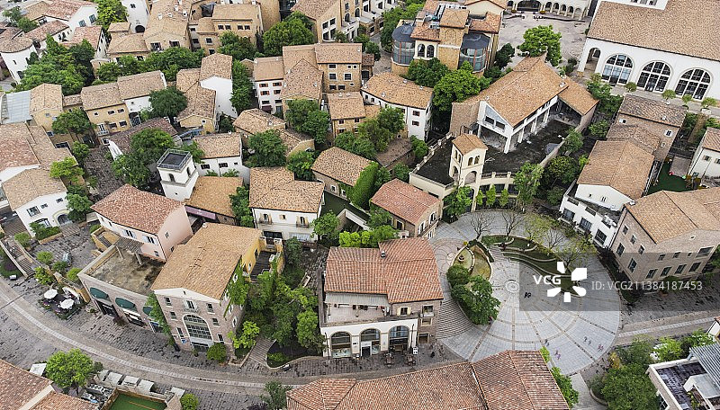 航拍成都天府新区麓山基金小镇欧式建筑社区图片素材