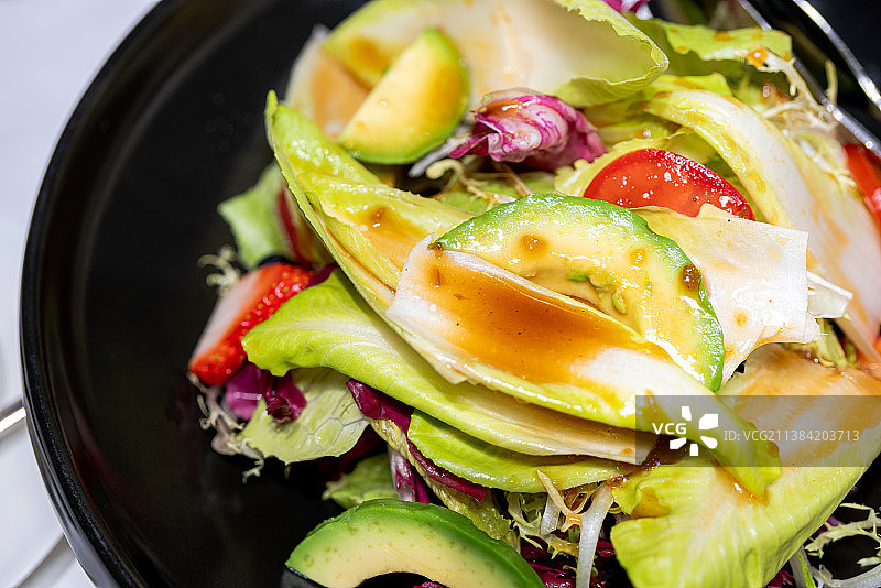 牛油果沙拉 日式沙拉 多种蔬菜 特写镜头图片素材