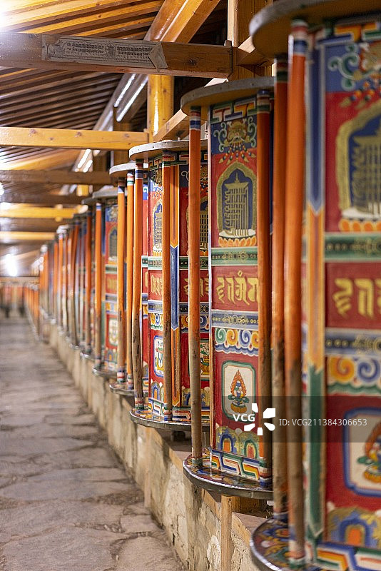 甘肃甘南拉卜楞寺佛教寺庙转经筒人文历史景观图片素材