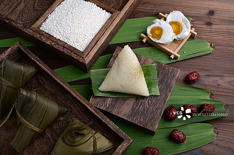 红枣糯米粽子图片素材