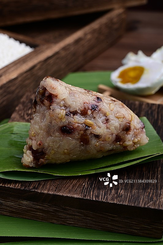 糯香五谷八宝粽子图片素材