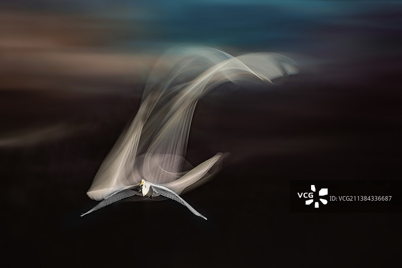 《飞流直下》图片素材