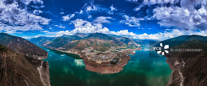 金沙江畔新农村图片素材